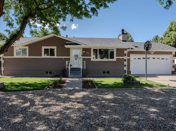 1327 Terry Cir, Pueblo, CO 81006