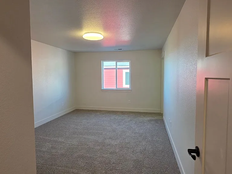 1026 Center Dr — Photo 26