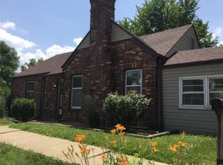 824 Airport Rd, Saint Louis, MO 63135