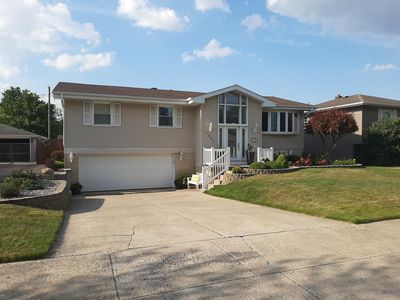 3027 100th Pl, Highland, IN, 46322