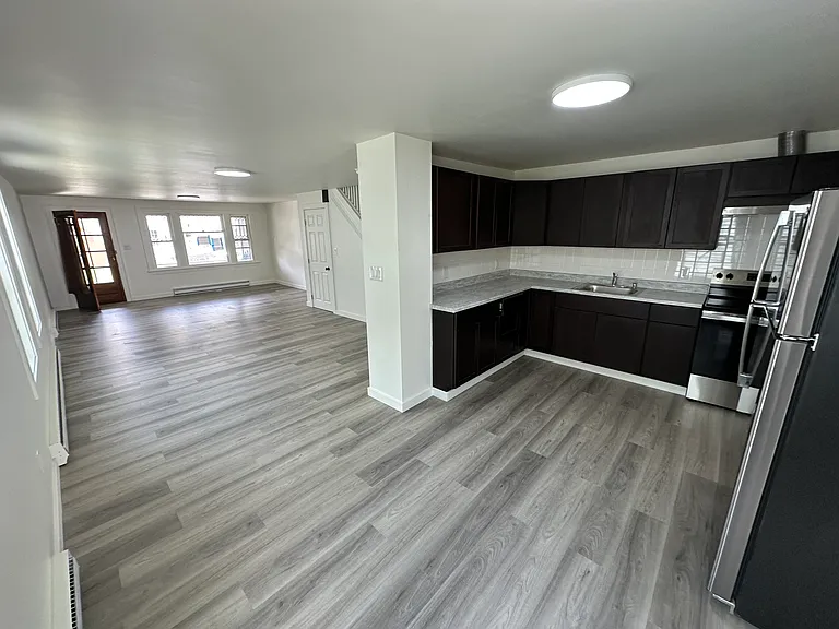 192 Boland Ave — Photo 7