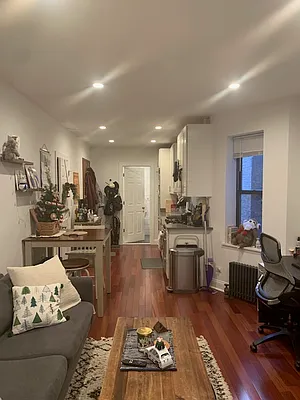 Rented by Landmark Real Estate | media 11