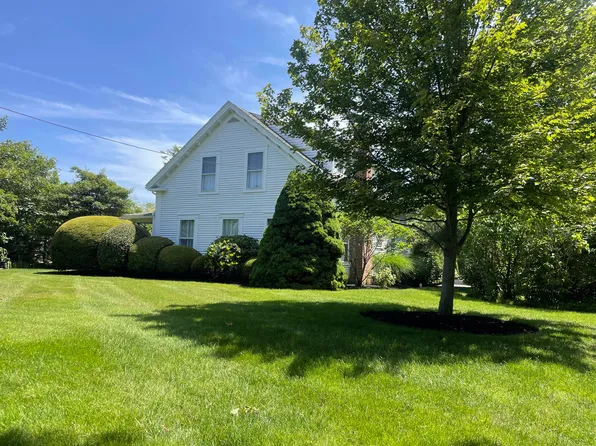 55 Bank Street, Harwich Port, MA 02646