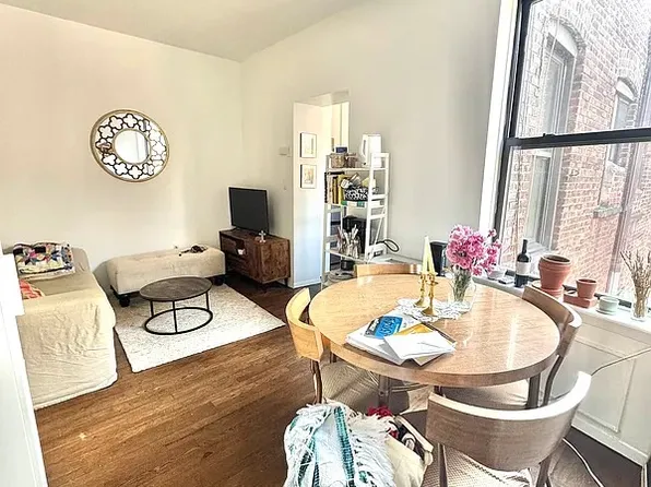 1229 1st Avenue image 1 of 6