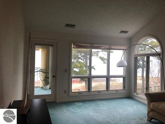 3rd image of 9202 N Bayshore Dr Unit 18