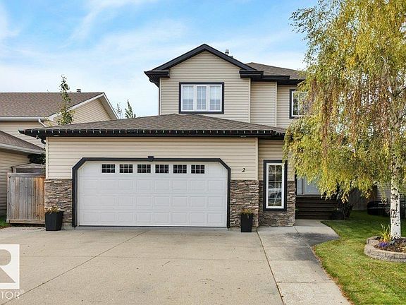 2nd image of 2 Huntington Bay