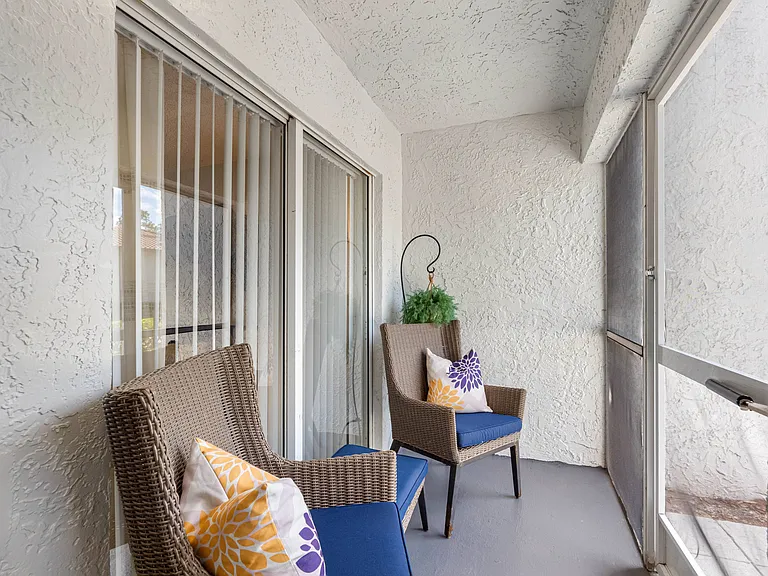 Boca Arbor Club Apartments — Photo 30