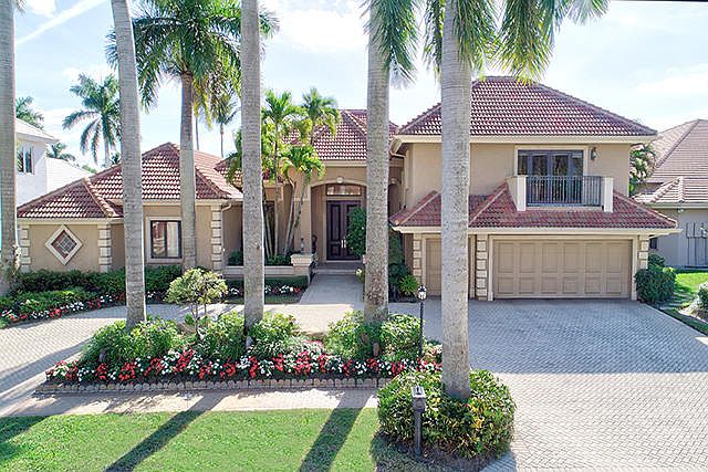 Home For Sale In St Andrews Country Club