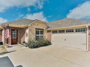 714 Abbey Rd, Lindale, TX 75771