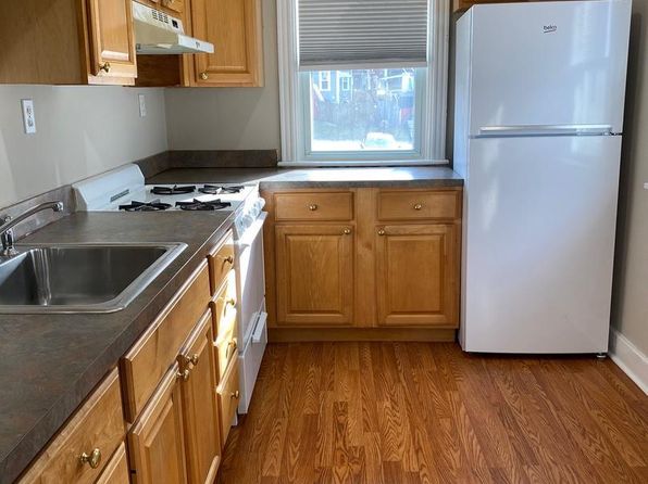 340 Main St #3-C