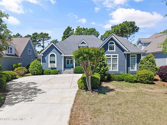 2nd image of 3615 W Medinah Avenue SE
