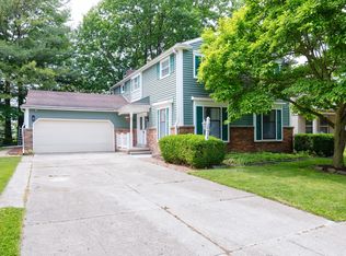 20404 Coachwood Rd, Riverview, MI 48193