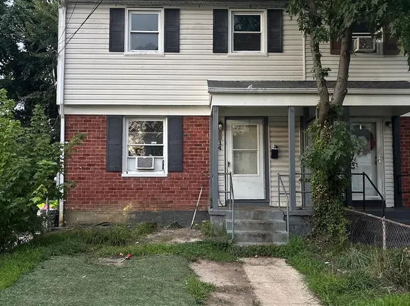 5914 Shoshone Dr, Oxon Hill, MD 20745
