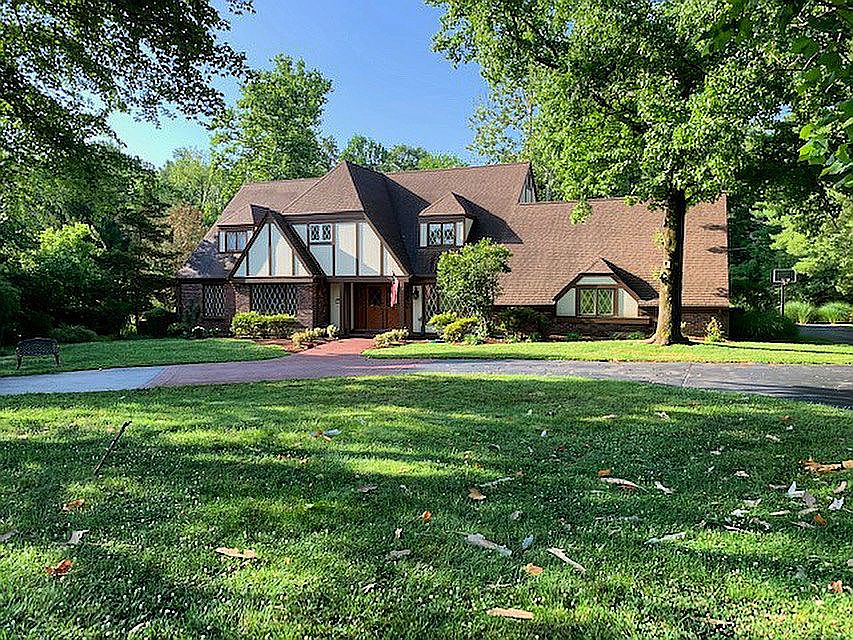 1st image of 11720 Tarrytown Dr