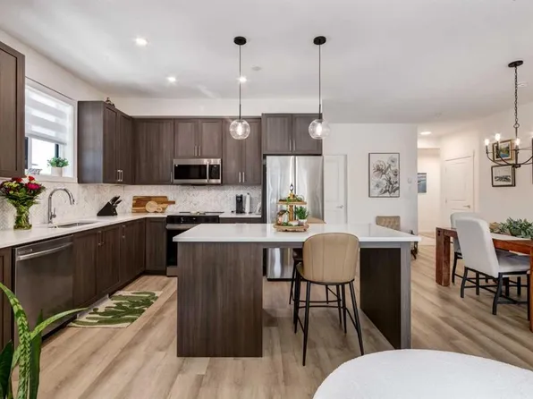 740 S Legacy Village Rd SE #3210, Calgary, AB T2X 5L2