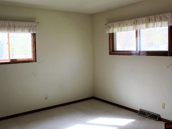 3rd image of 300 N Garden St