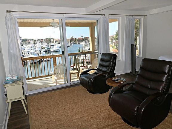 4th image of 201 Yacht Club Dr #24