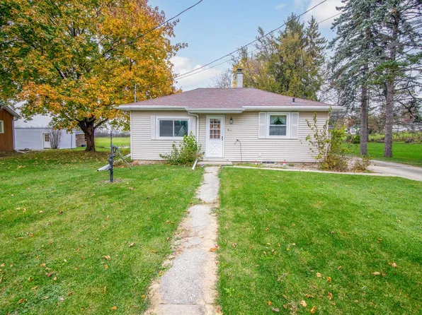 814 W Division STREET, Watertown, WI 53098