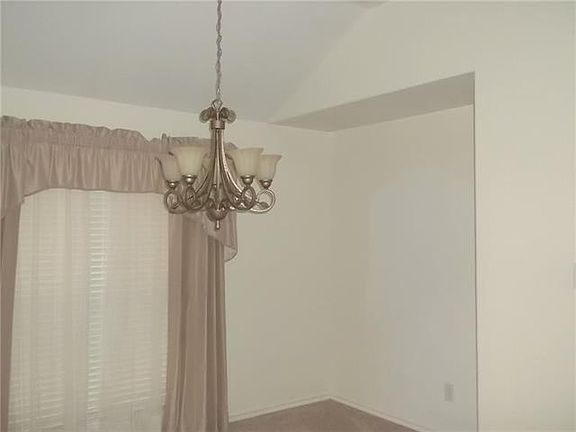 4th image of 4209 Stone Hollow Way