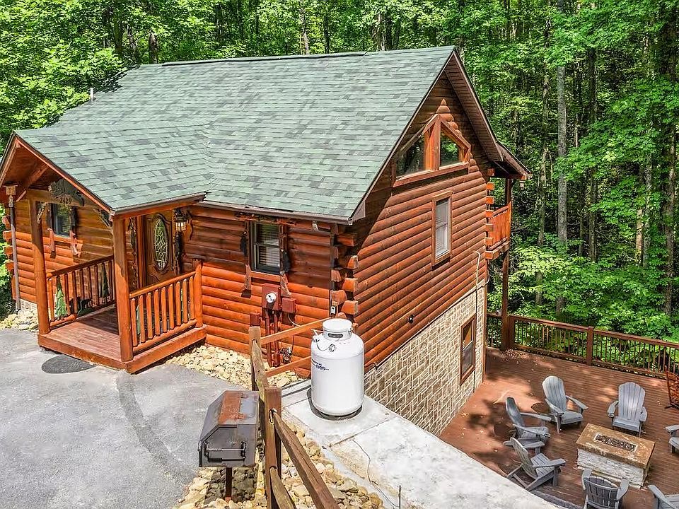 1st image of 2429 Shady Creek Way