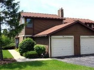 8321 Highpoint Cir UNIT A, Darien, IL 60561