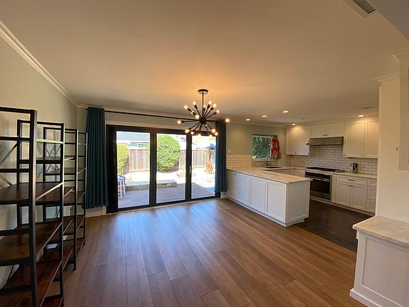 5th image of 3319 Calico Ave