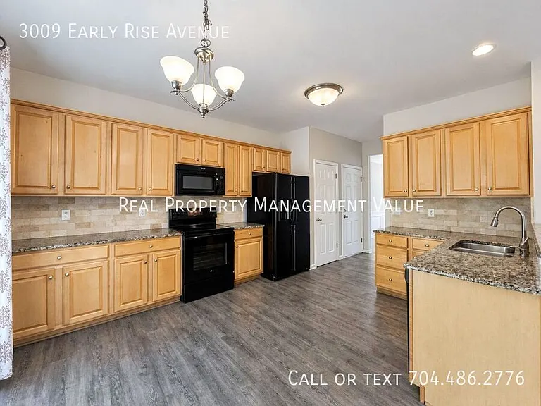 3009 Early Rise Ave — Photo 8