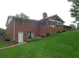 N Walnut St, Walnut st n, OH 44622