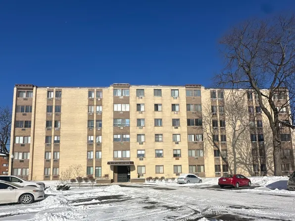 9725 S Karlov Ave APT 401, Oak Lawn, IL 60453