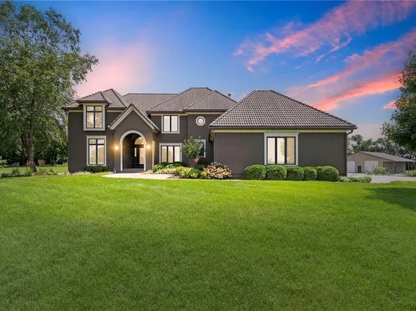 21033 Long Ter, Bucyrus, KS 66013