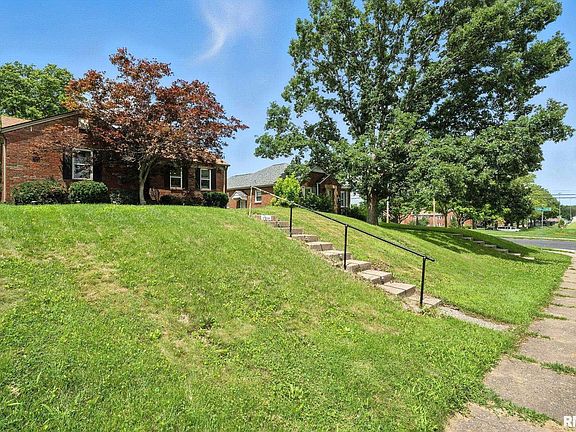 2nd image of 2508 Gaines St