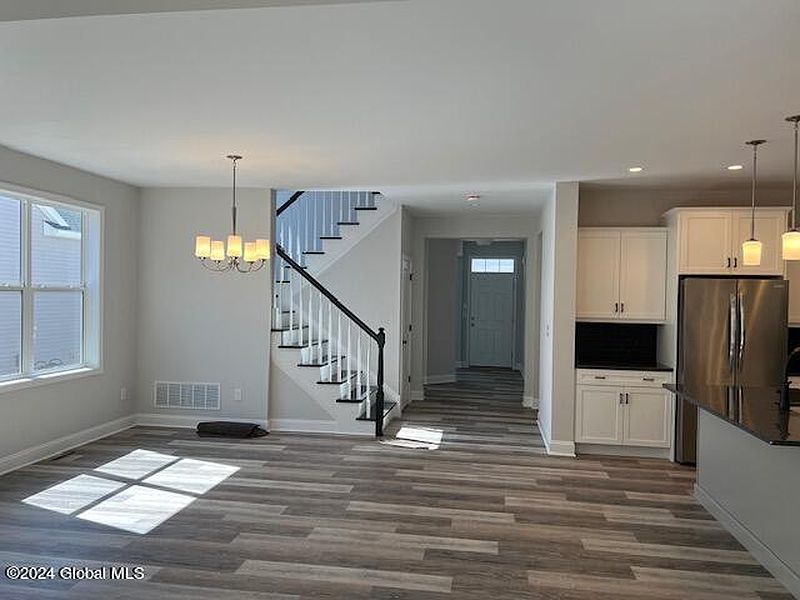 3rd image of 49 Daintree Drive