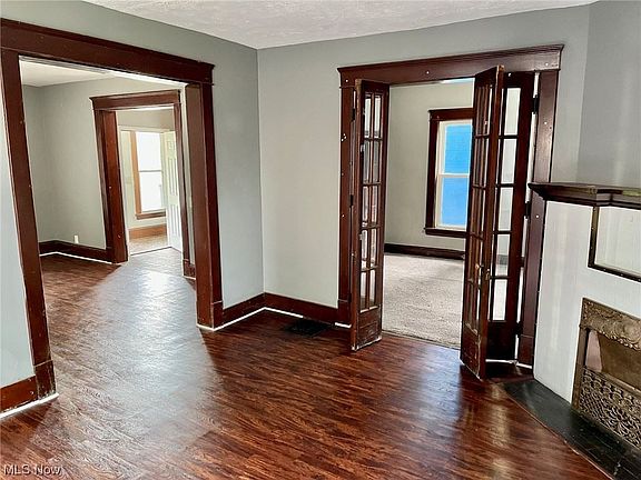 3rd image of 442-446 Washington Ave