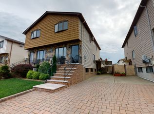 36 Rowan Ave, Staten Island, NY 10306