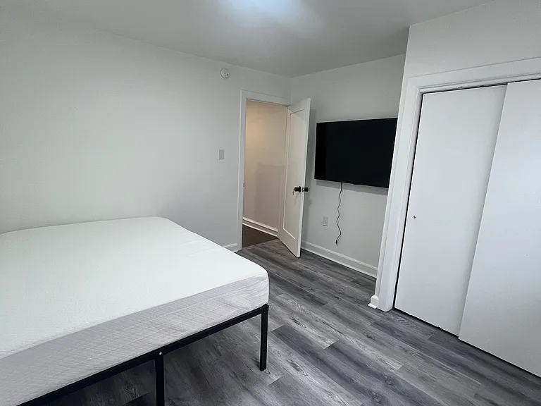 426 N 62nd St #2 — Photo 1