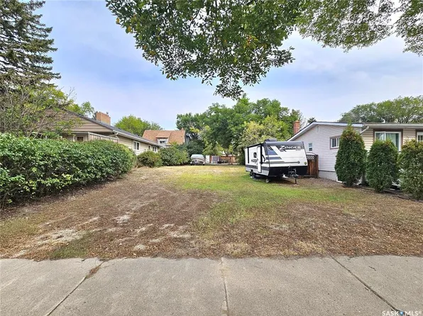 312 Oxford STREET E, Moose Jaw, SK S6H 1E6