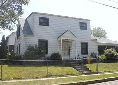 536 Mohawk Ave photo 1