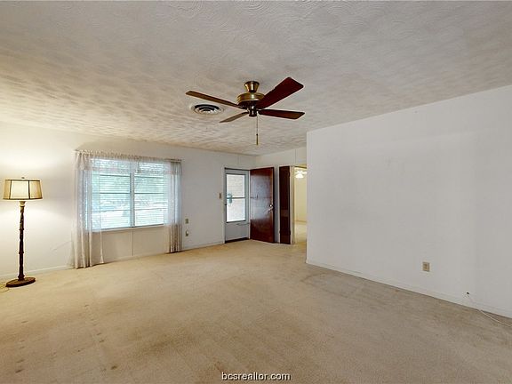 4th image of 1601 Armistead St