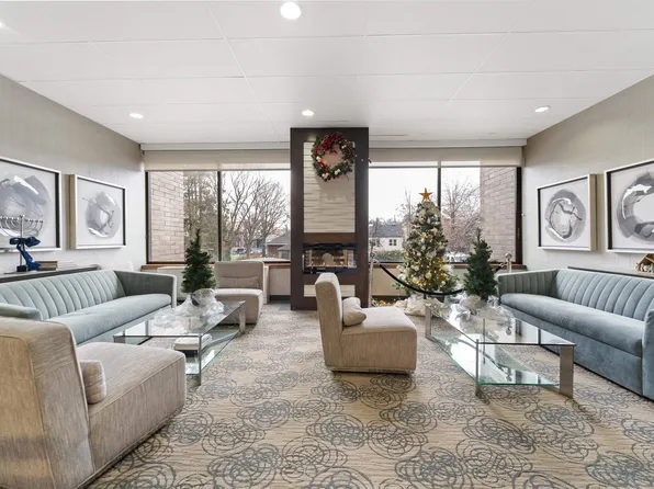 9060 Palisade Avenue image 17 of 27