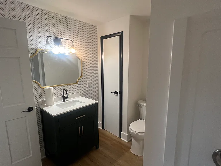 208 Paca St #2 — Photo 6