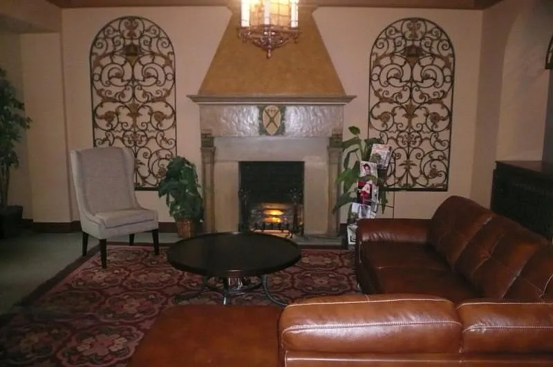 Seville Apartments — Photo 3