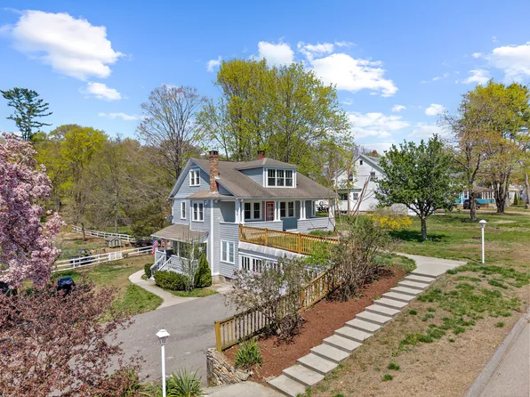 57 Lathrop Road, Montville, CT 06382