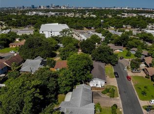 2033 Encino Cir, Austin, TX 78723