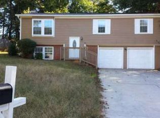 1462 Bentley Woods Trl, Lithonia, GA 30058