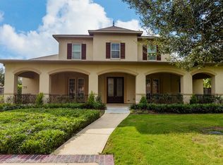 810 Arden Oaks Dr, Sugar Land, TX 77479