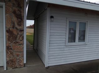 19618 Ehle Rd, Woodburn, IN 46797