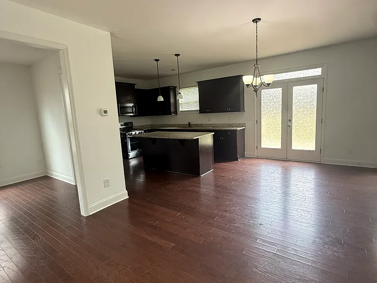 6035 Stonebrook Ln — Photo 8
