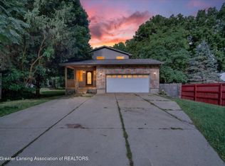 5855 Edson St, Haslett, MI 48840