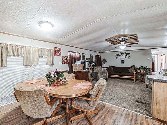 5th image of 2218 E Mustang Dr