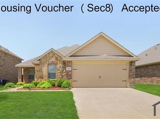 1015 Sadie St, Forney, TX 75126